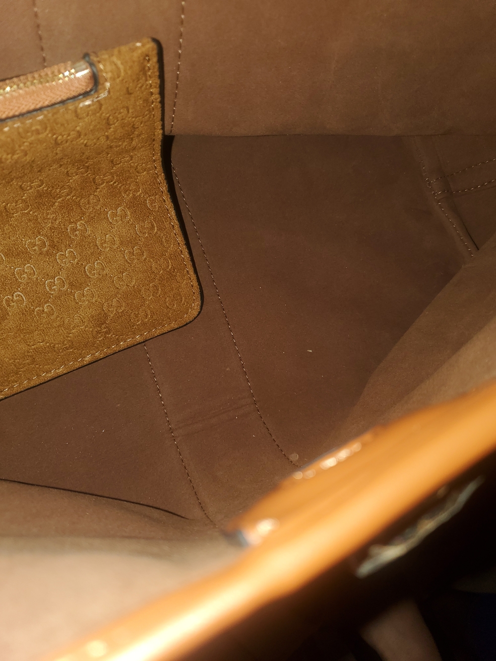 Gucci Tan Suede Shoulder Bag with Green-Red Web Stripe. FASHION BAG!! - Picture 3 of 5